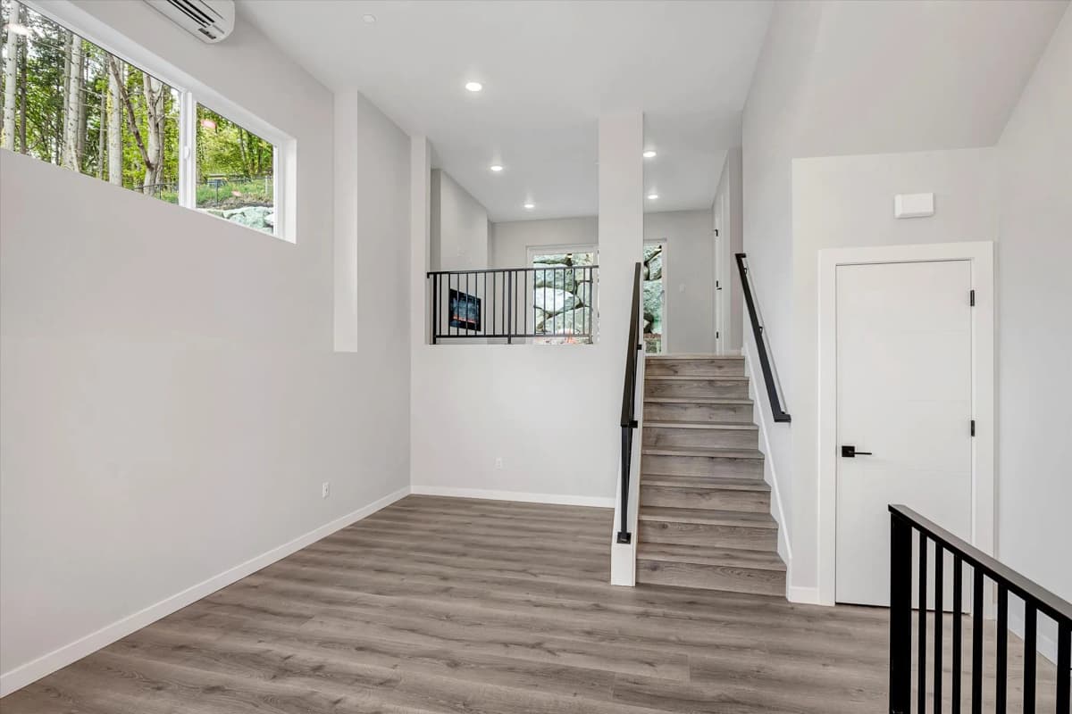 Gallery image 9-1