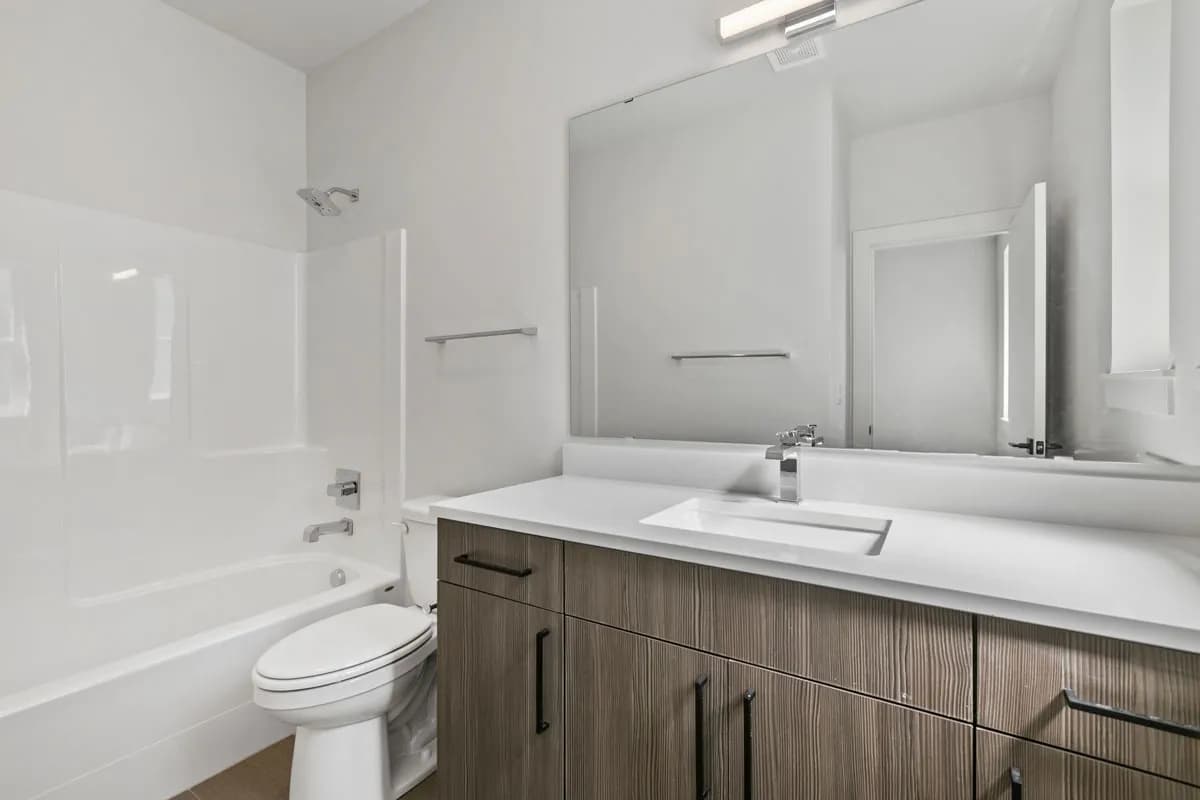 Gallery image 9-0