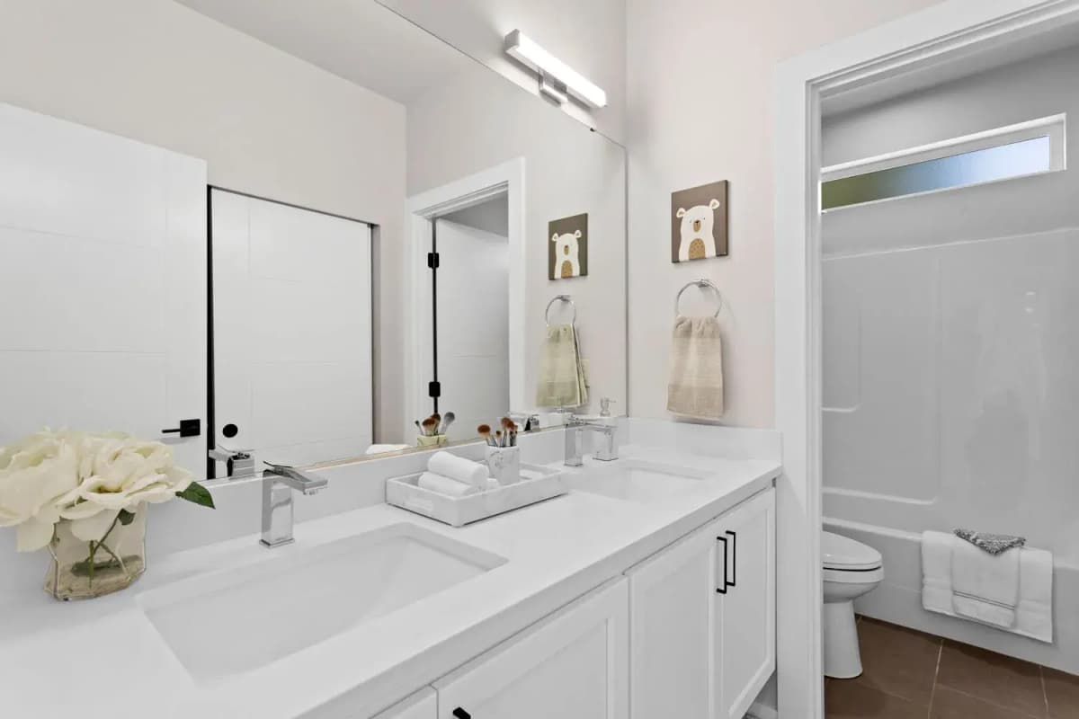 Gallery image 10-2