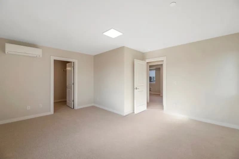 Gallery image 40-2