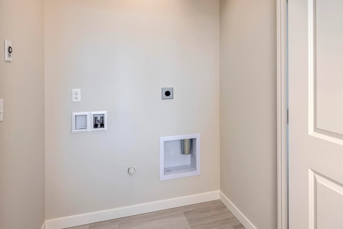 Gallery image 15-1